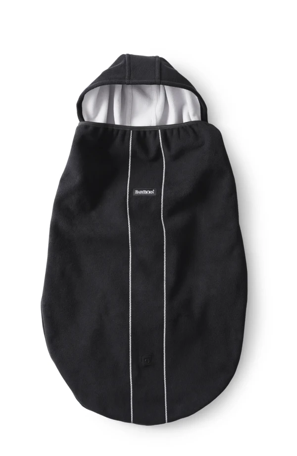 Přikrývka z jemného flísu na nosítka Babybjorn - black/černá