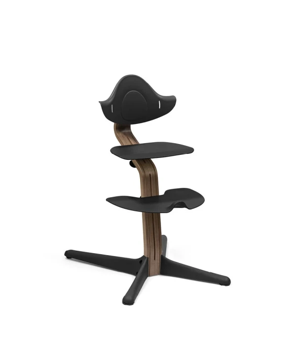 STOKKE® NOMI Stolička Walnut Black