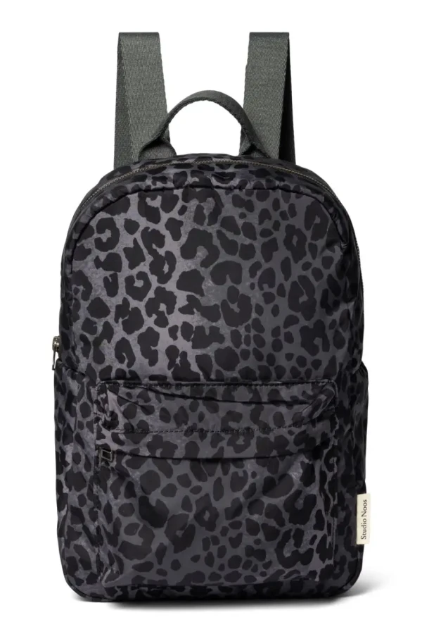 STUDIO NOOS - Puffy Midi BACKPACK - batůžek s přední kapsou | Leopard