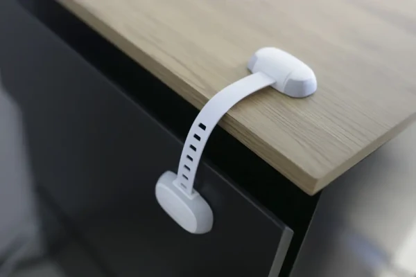 Zopa Univerzální zámek, white
