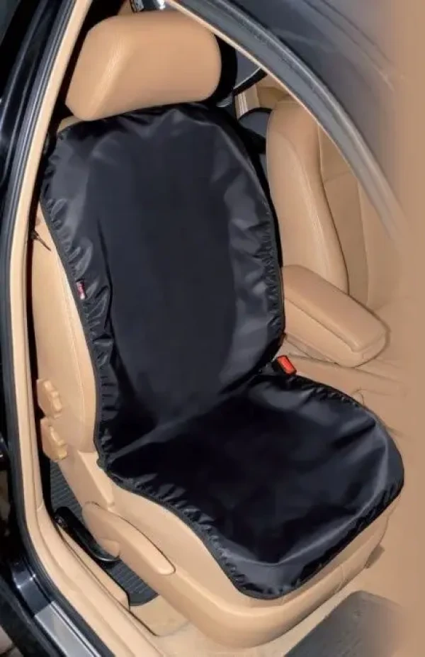 Chránič autosedadla černý