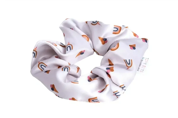 THE COTTON CLOUD GUMIČKA DO VLASOV COTTON CLOUD SCRUNCHIE RAINBOW